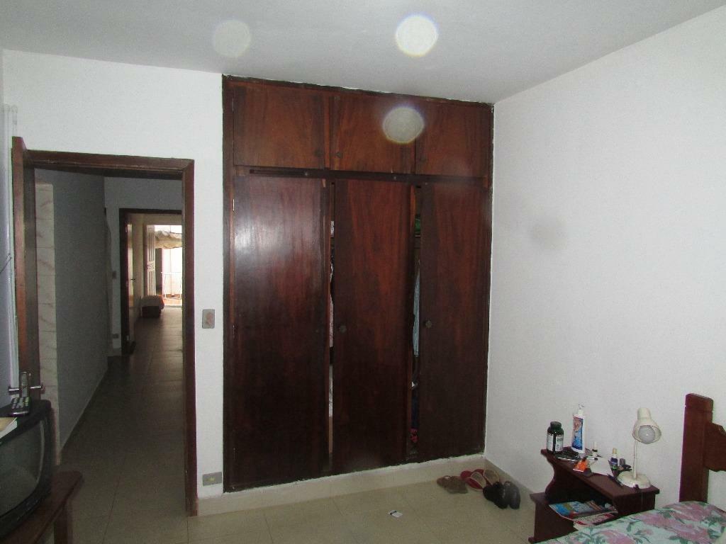 Casa à venda com 3 quartos, 179m² - Foto 11