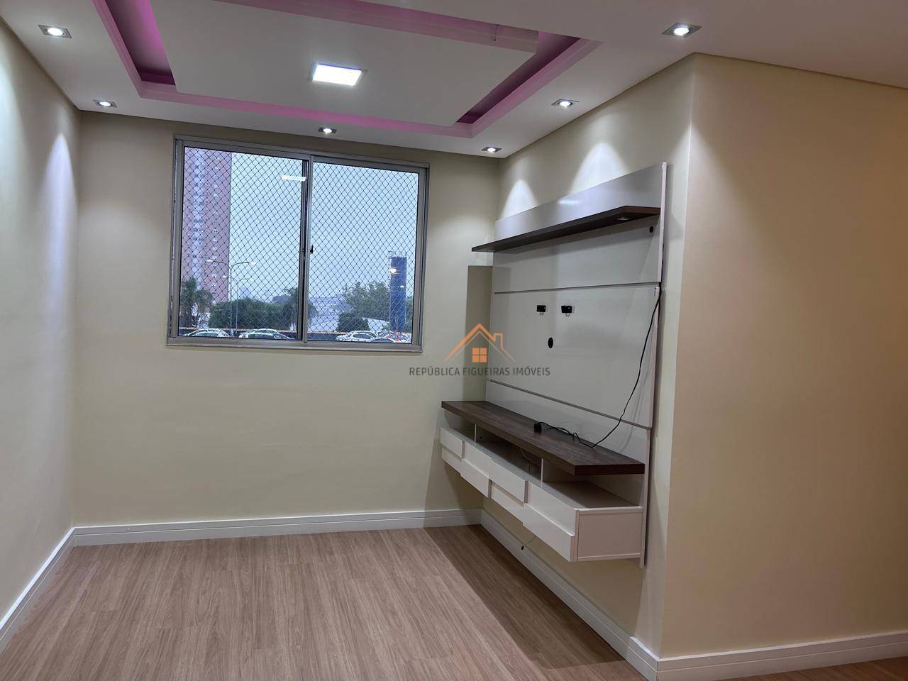 Apartamento à venda com 2 quartos, 47m² - Foto 2