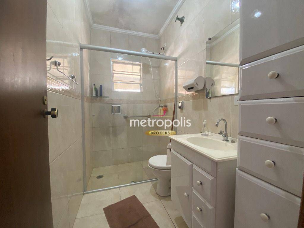 Sobrado à venda com 3 quartos, 236m² - Foto 14