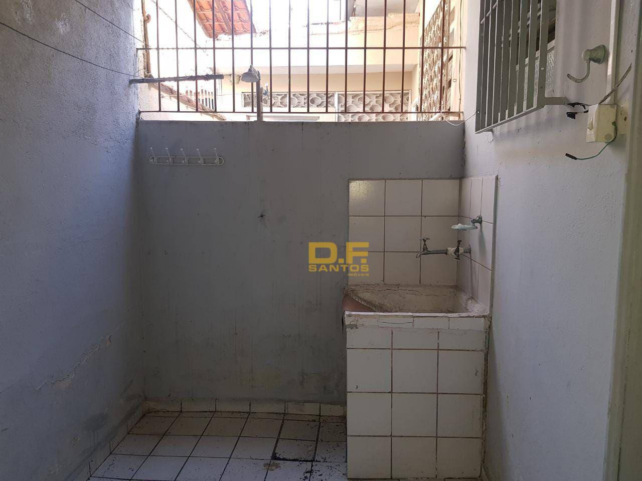 Casa à venda com 2 quartos, 1M2 - Foto 5