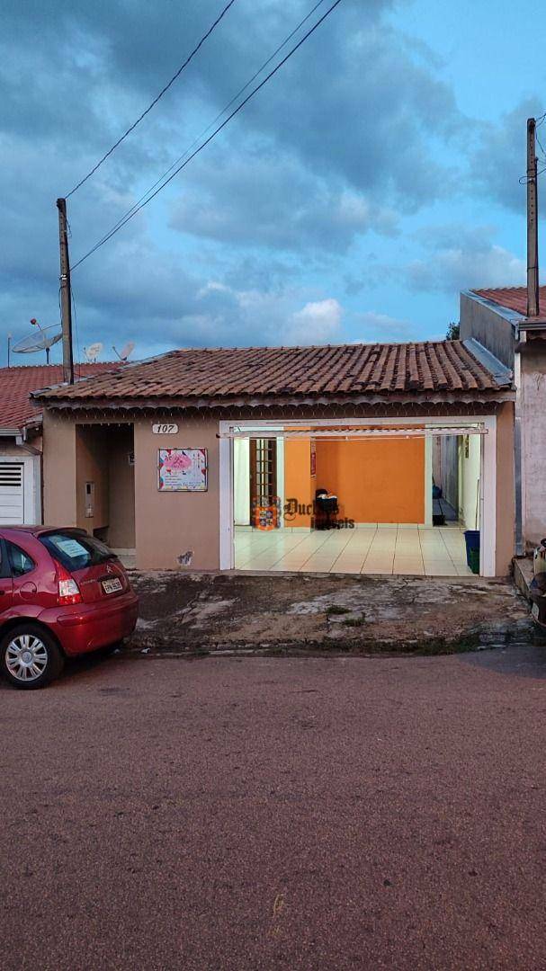 Casa à venda com 2 quartos, 136m² - Foto 2