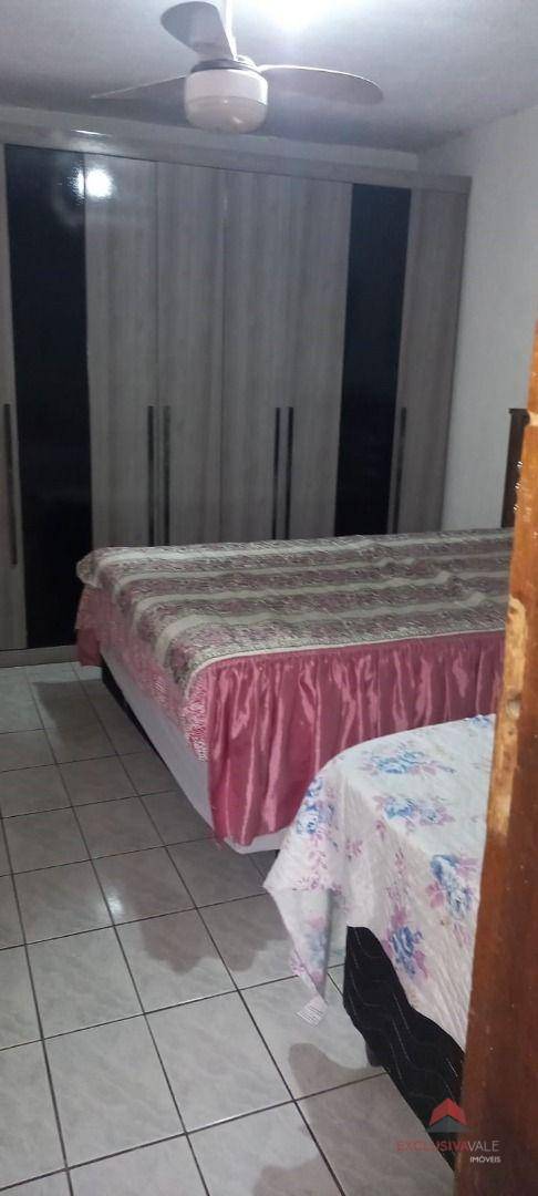 Casa à venda com 2 quartos, 75m² - Foto 11
