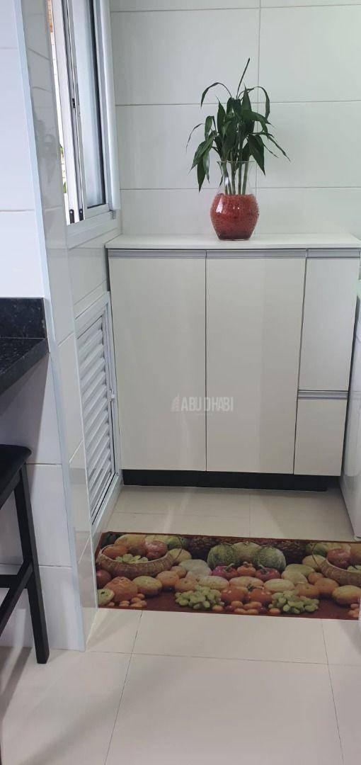 Apartamento à venda com 2 quartos, 95m² - Foto 25