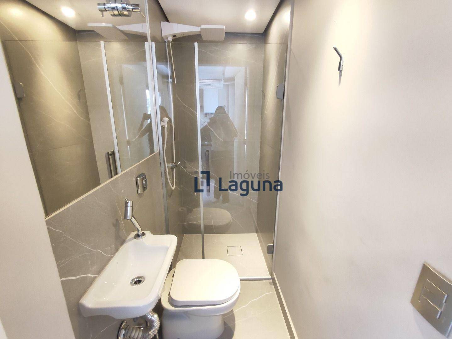 Apartamento à venda com 3 quartos, 140m² - Foto 29