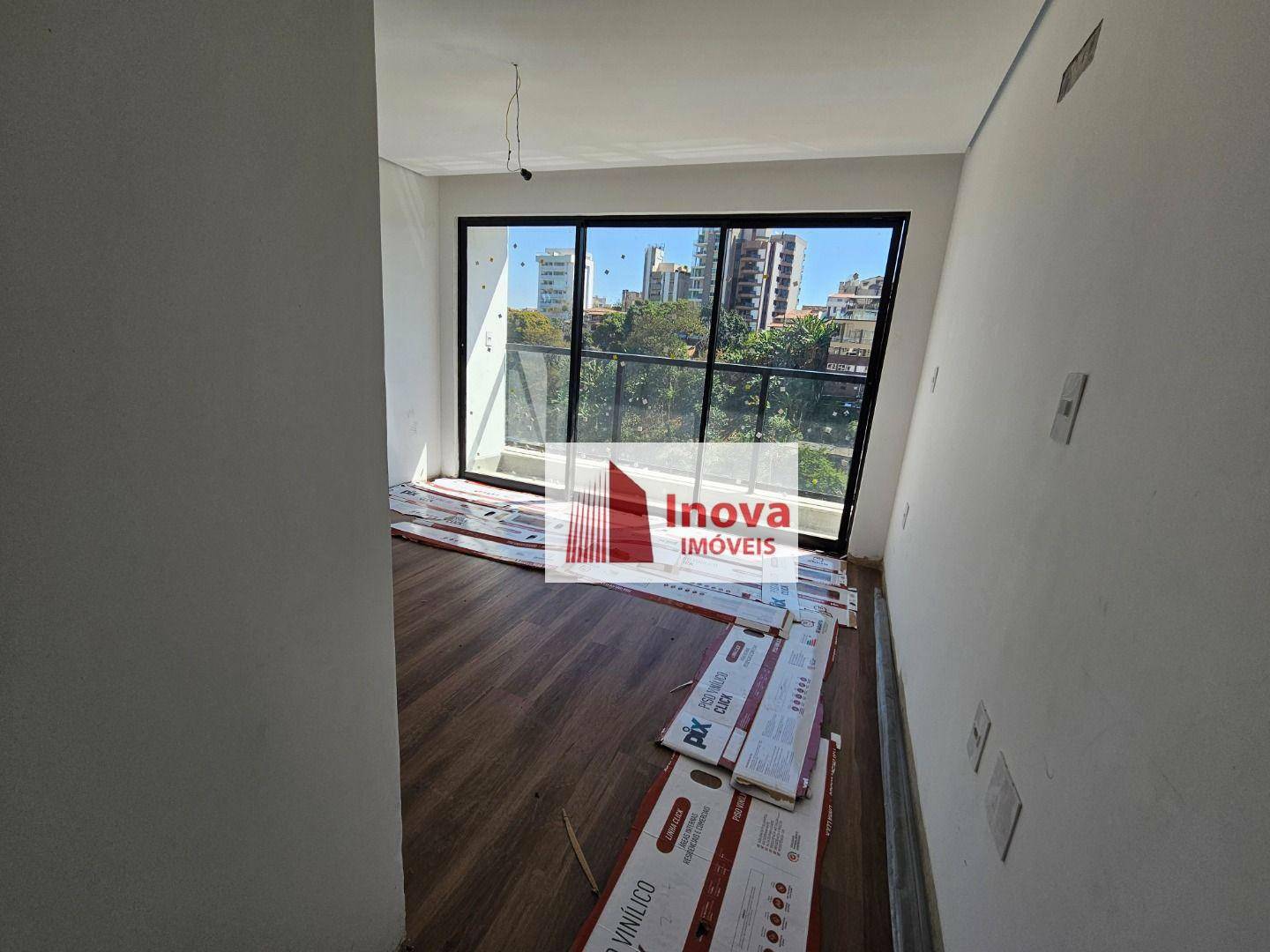 Cobertura à venda com 4 quartos, 186m² - Foto 4