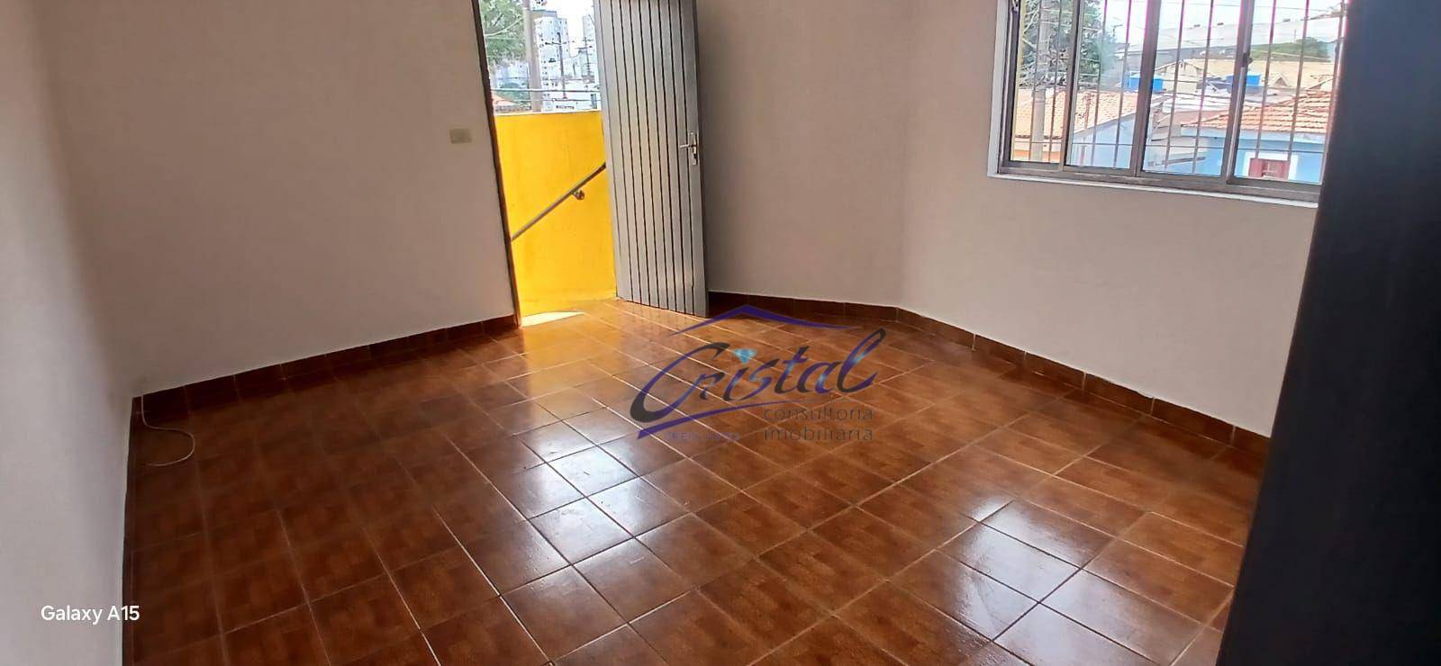 Casa para alugar com 2 quartos, 70m² - Foto 2