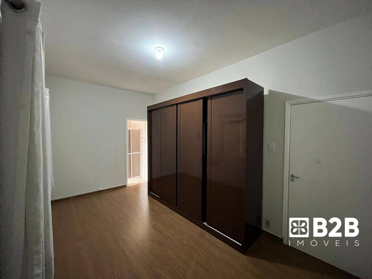 Casa à venda com 3 quartos, 191m² - Foto 14