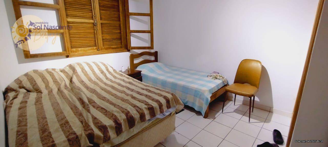 Casa para alugar com 3 quartos, 240m² - Foto 16