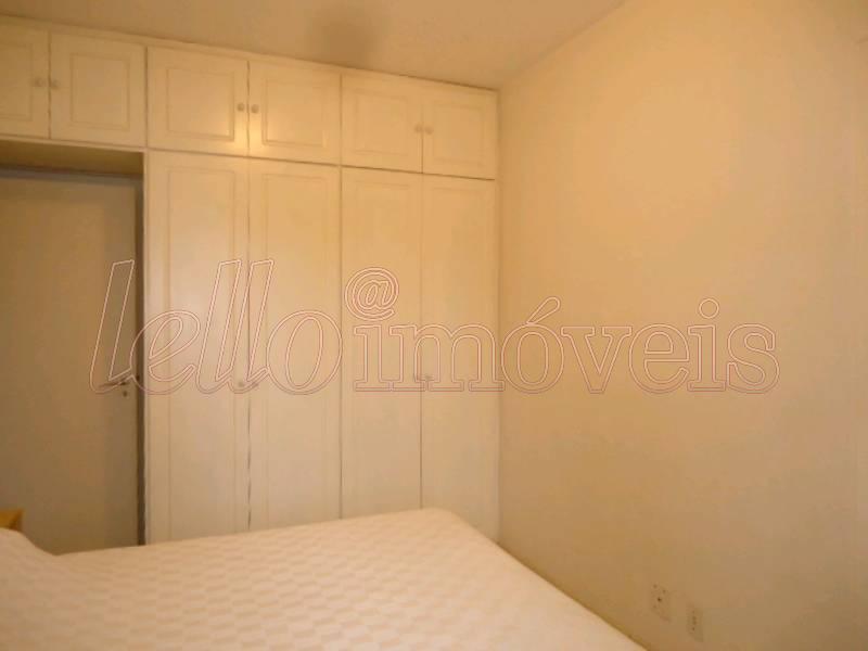 Apartamento para alugar com 4 quartos, 125m² - Foto 13