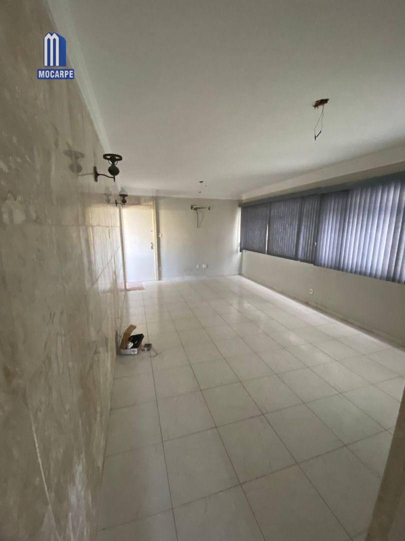 Apartamento à venda com 3 quartos, 131m² - Foto 14