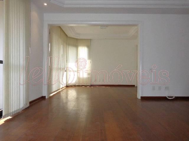 Apartamento para alugar com 3 quartos, 200m² - Foto 3