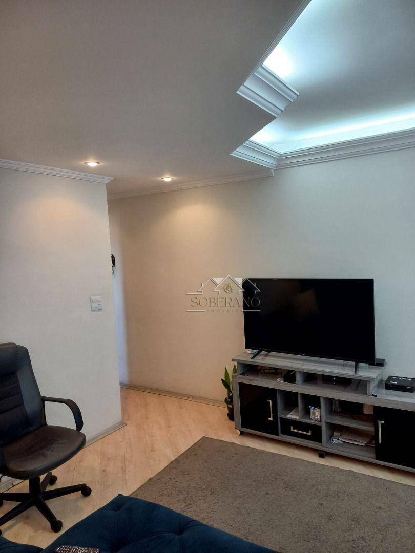 Apartamento à venda com 3 quartos, 68m² - Foto 8