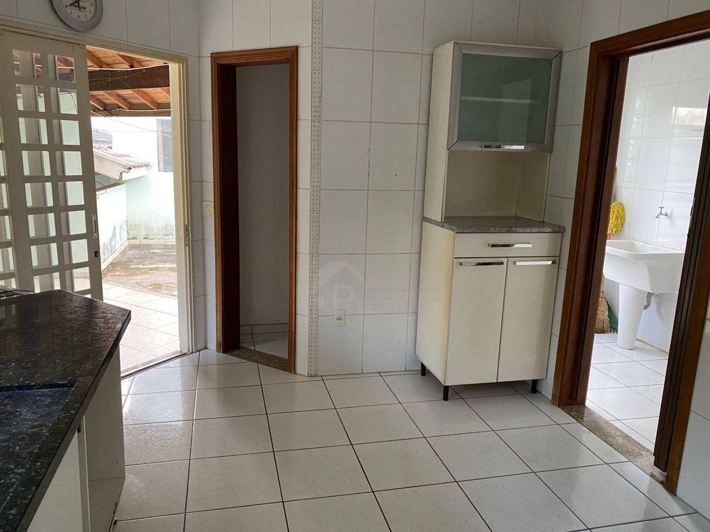 Casa de Condomínio à venda com 6 quartos, 290m² - Foto 9