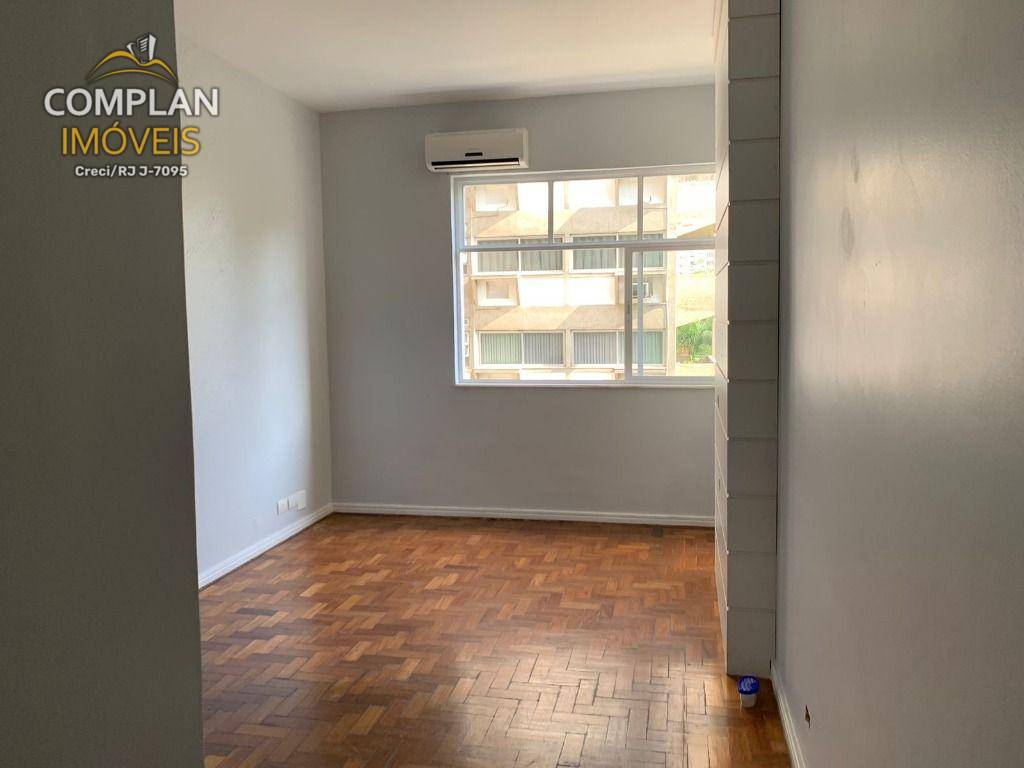 Apartamento à venda com 2 quartos, 75m² - Foto 5