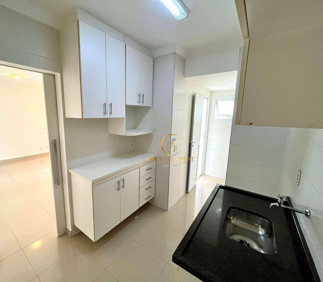 Apartamento para alugar com 2 quartos, 77m² - Foto 5