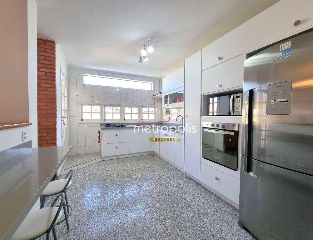 Sobrado à venda com 3 quartos, 347m² - Foto 42