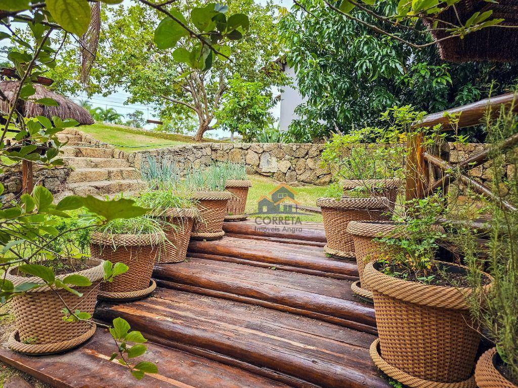 Casa de Condomínio à venda com 8 quartos, 600m² - Foto 31