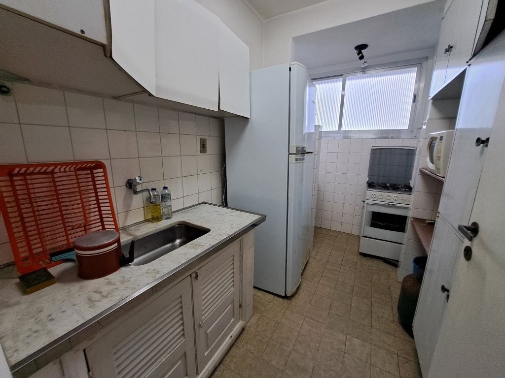 Apartamento à venda com 1 quarto, 50m² - Foto 9