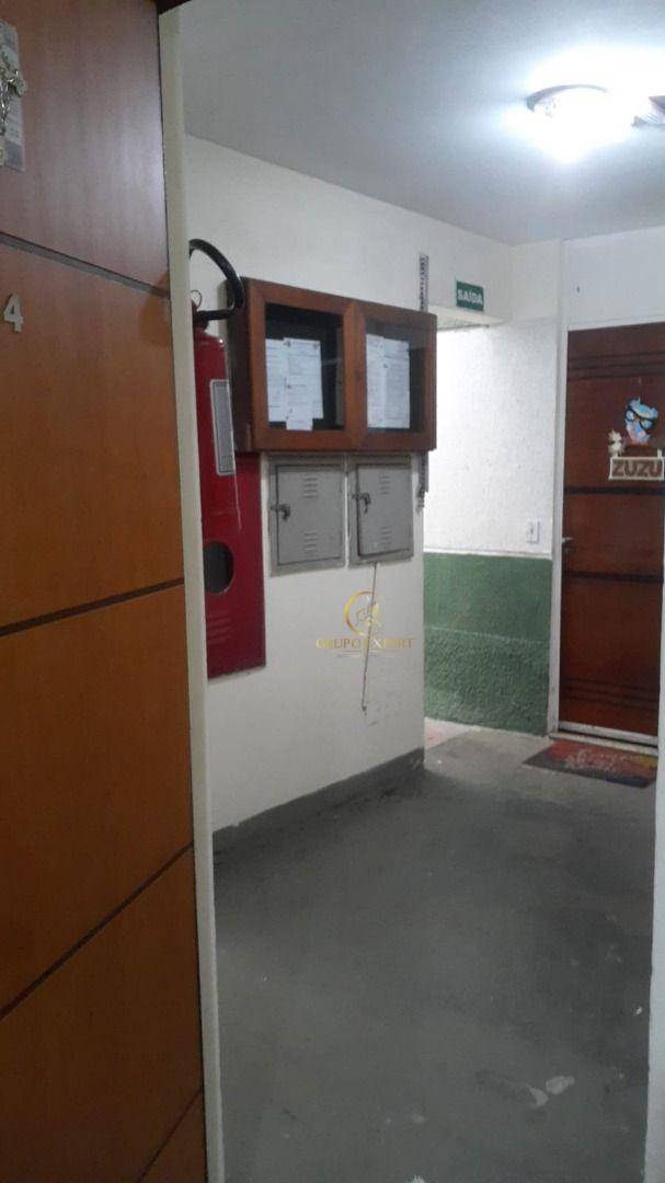 Apartamento à venda com 2 quartos, 40m² - Foto 6