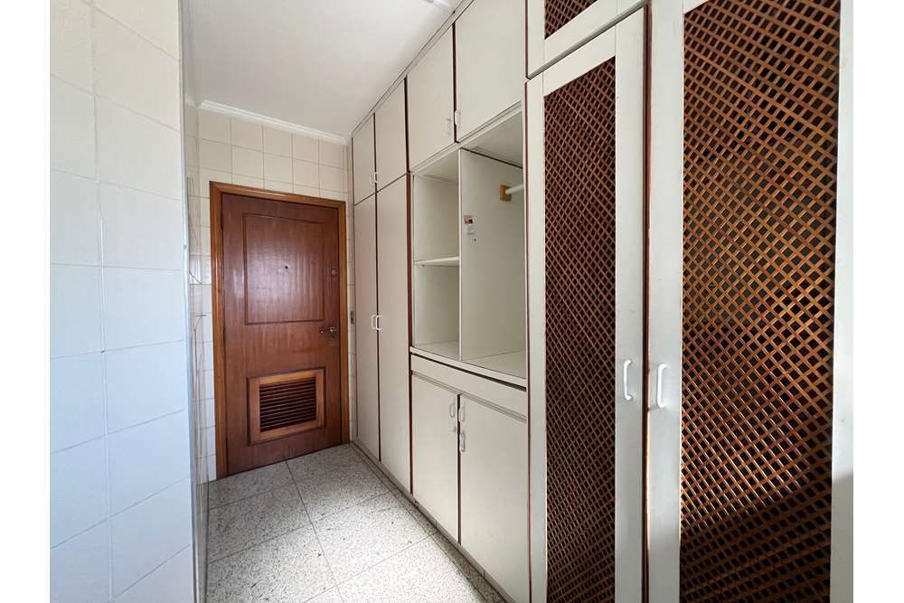 Apartamento à venda com 4 quartos, 176m² - Foto 5