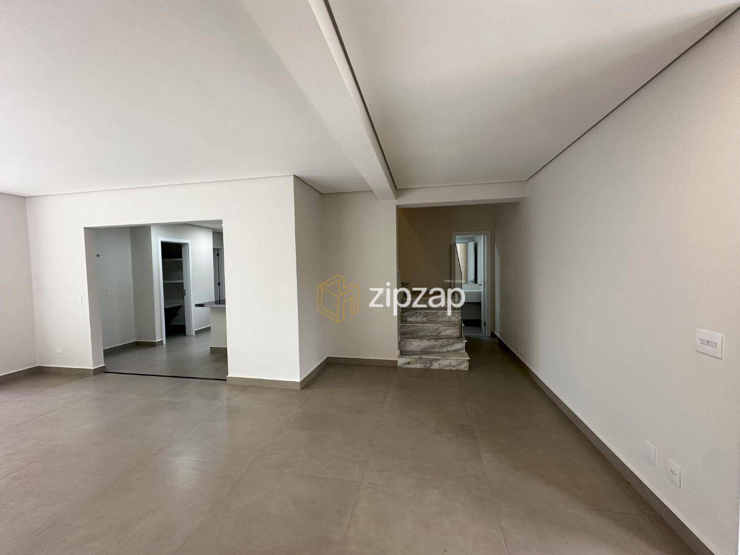 Casa à venda com 4 quartos, 300m² - Foto 18