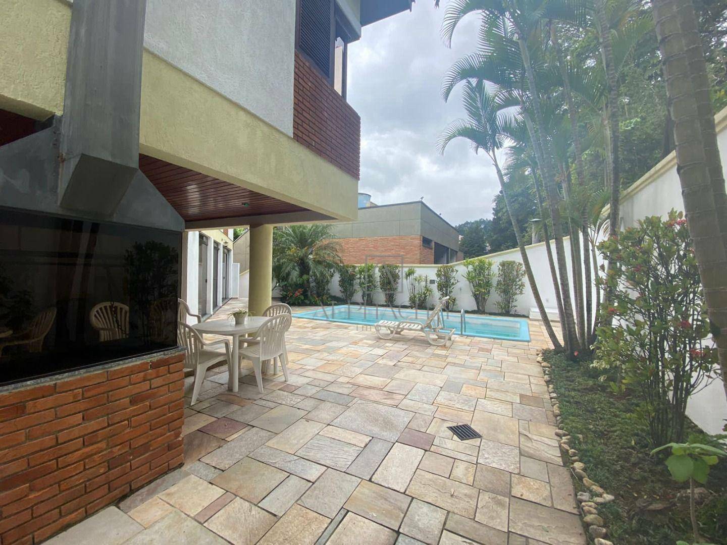 Casa de Condomínio à venda com 4 quartos, 374m² - Foto 5