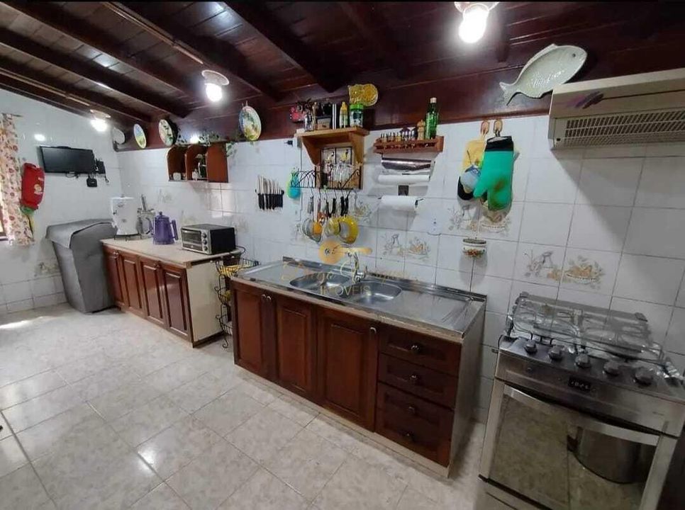 Casa à venda com 3 quartos, 910m² - Foto 10