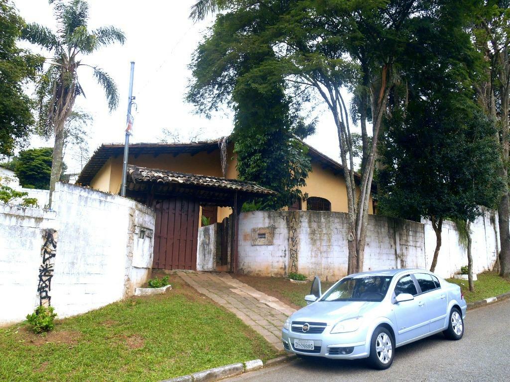 Chácara à venda com 3 quartos, 1600m² - Foto 1