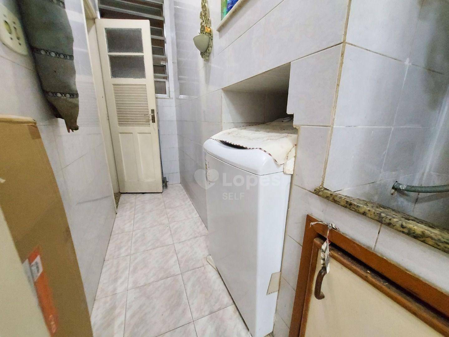 Apartamento à venda com 3 quartos, 90m² - Foto 11