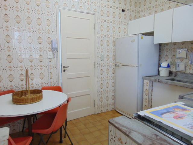 Apartamento à venda com 3 quartos, 140m² - Foto 33