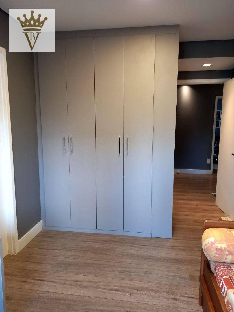 Apartamento à venda com 4 quartos, 243m² - Foto 22