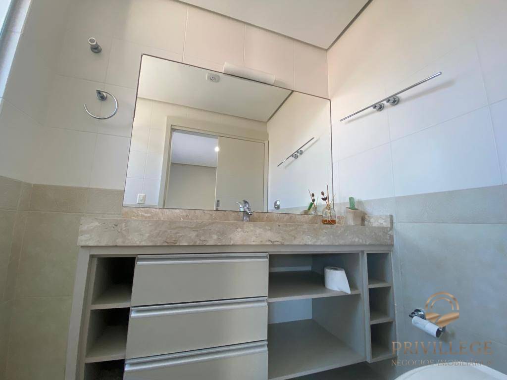 Apartamento à venda com 3 quartos, 200m² - Foto 15