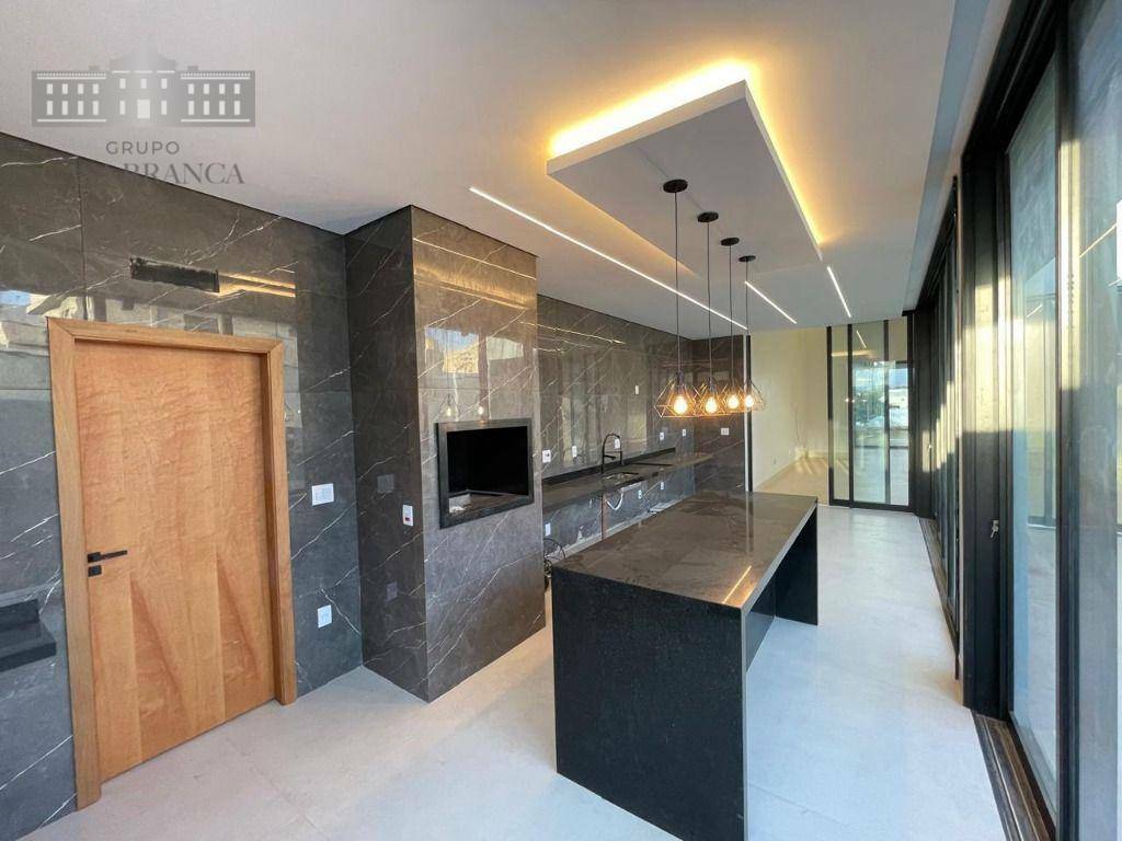 Casa de Condomínio à venda com 3 quartos, 280m² - Foto 3