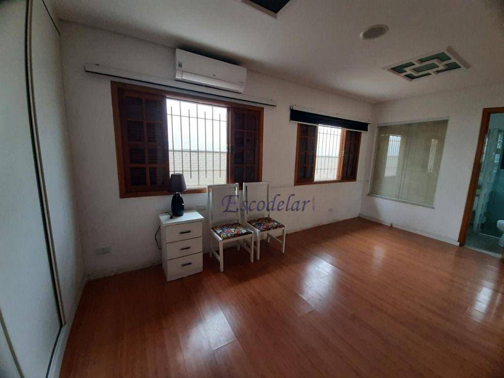 Casa à venda com 3 quartos, 240m² - Foto 28