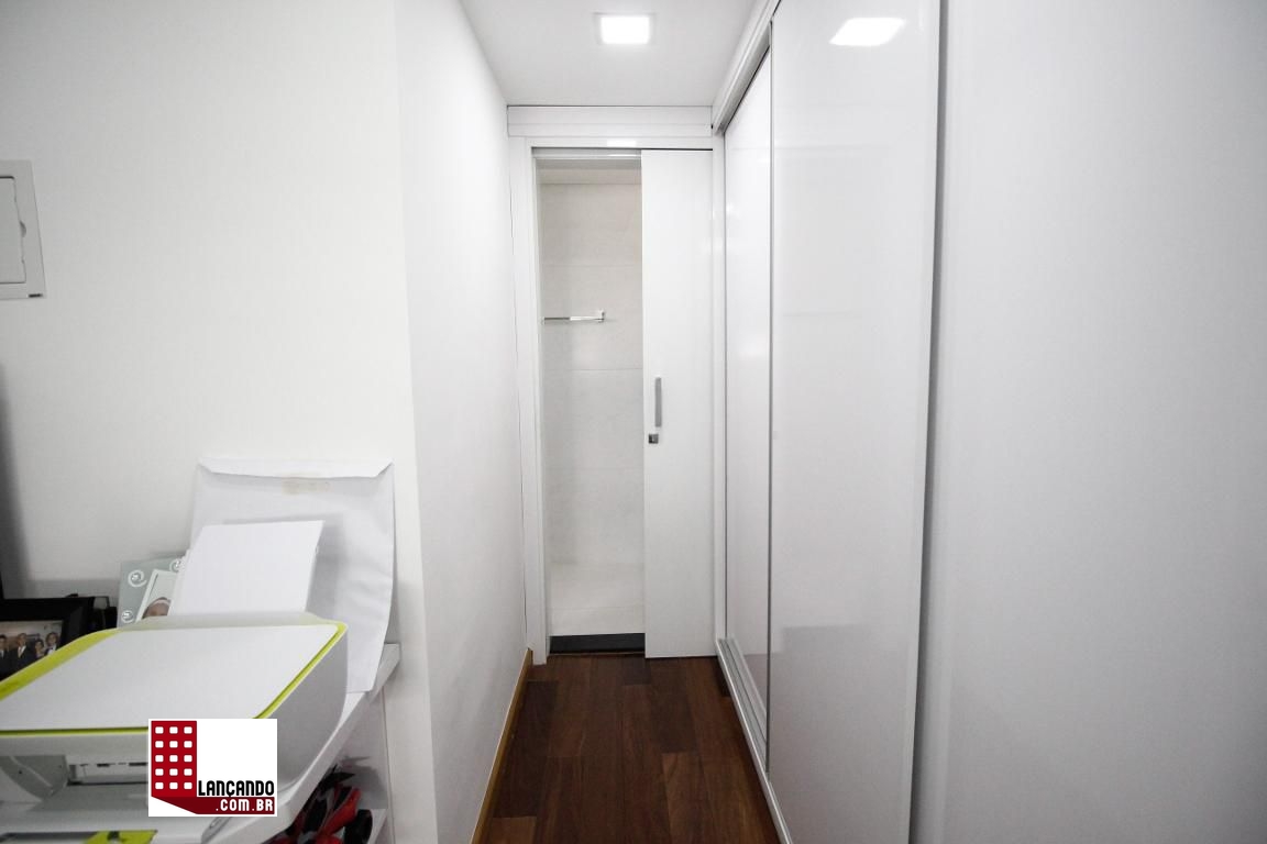 Apartamento à venda com 3 quartos, 330m² - Foto 15