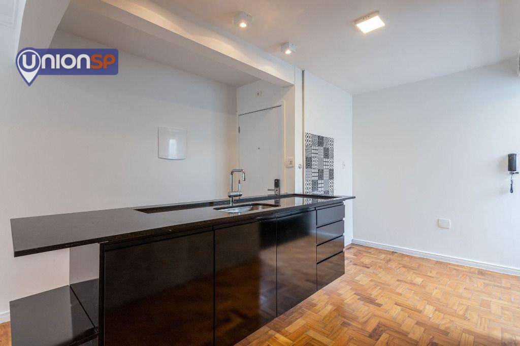 Apartamento à venda com 1 quarto, 72m² - Foto 15