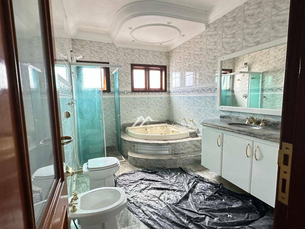 Casa de Condomínio para alugar com 4 quartos, 380m² - Foto 16