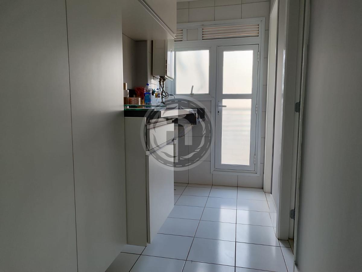 Apartamento à venda com 3 quartos, 164m² - Foto 8