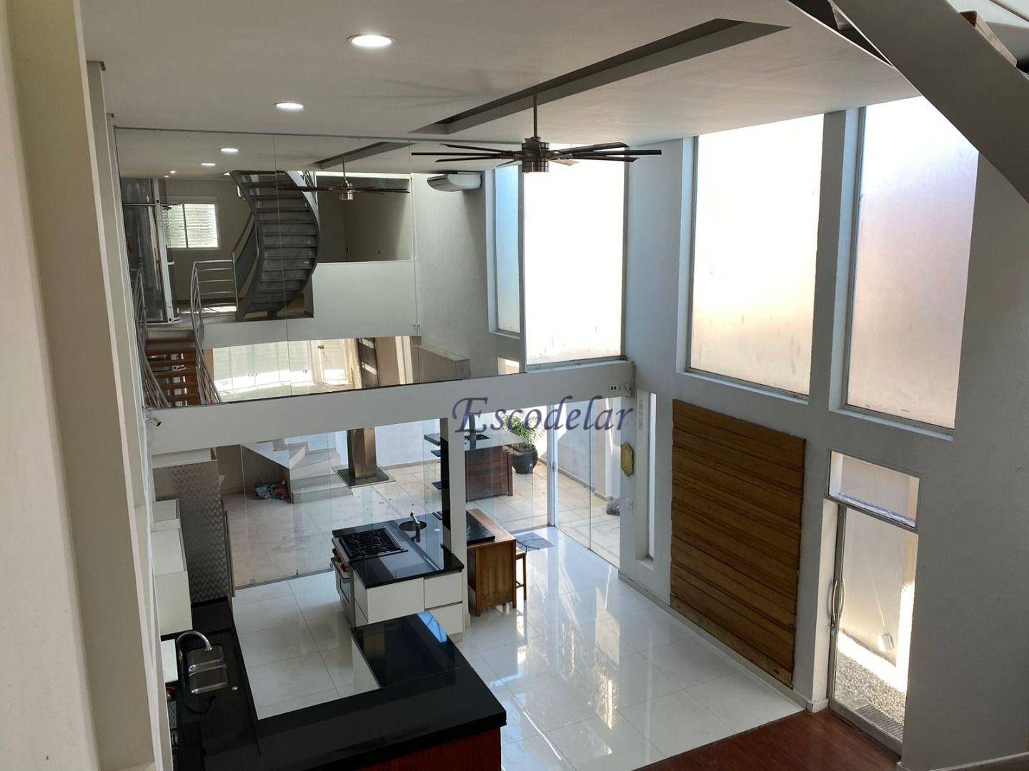 Casa à venda com 3 quartos, 300m² - Foto 31