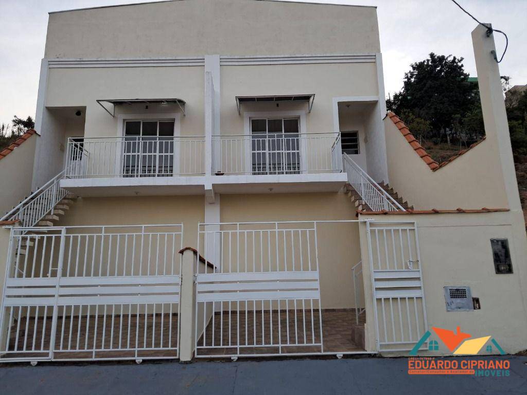 Casa, 2 quartos, 200 m² - Foto 1