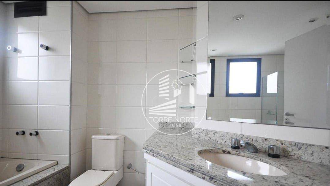 Apartamento à venda com 4 quartos, 225m² - Foto 13