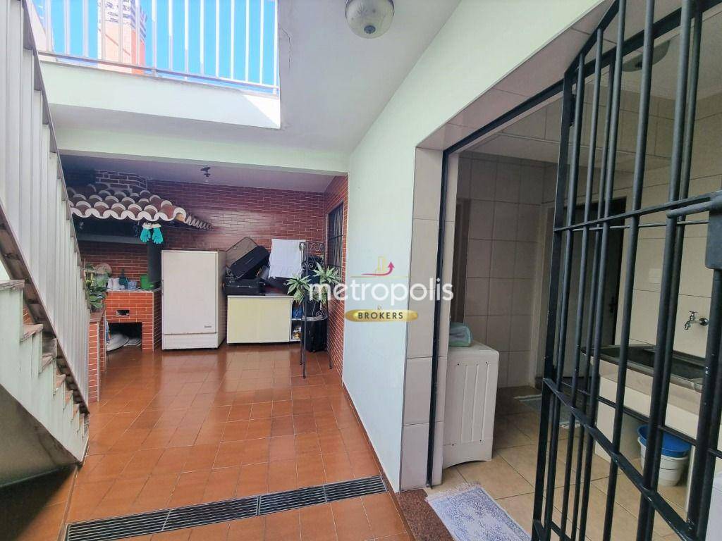 Sobrado à venda com 3 quartos, 290m² - Foto 50