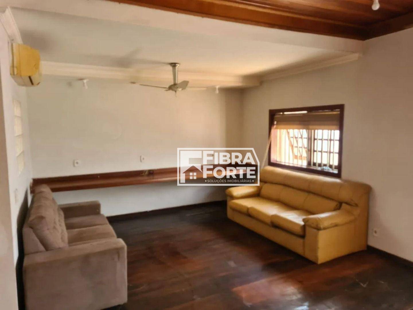 Casa para alugar com 4 quartos, 440m² - Foto 10