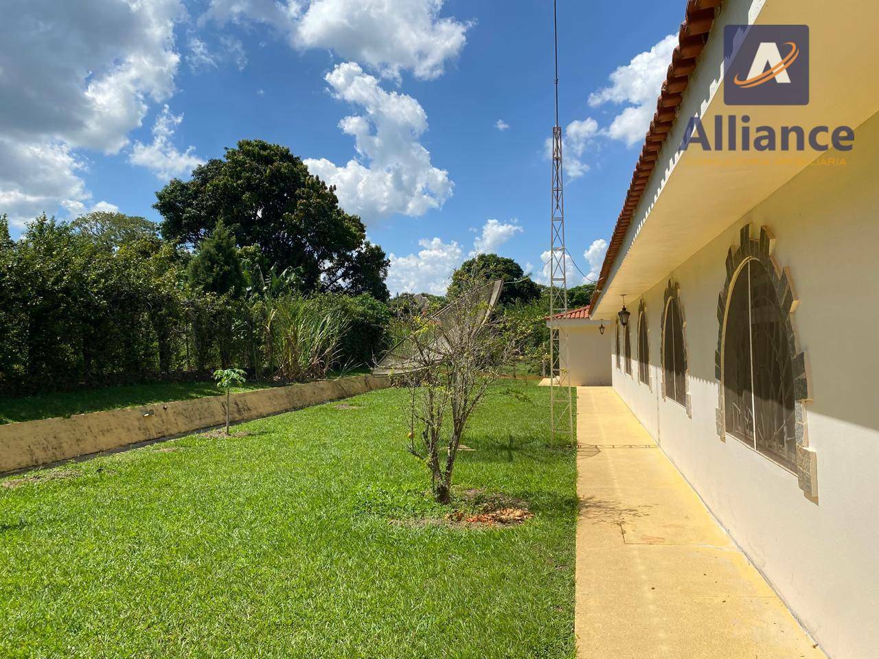 Chácara à venda com 2 quartos, 376m² - Foto 3