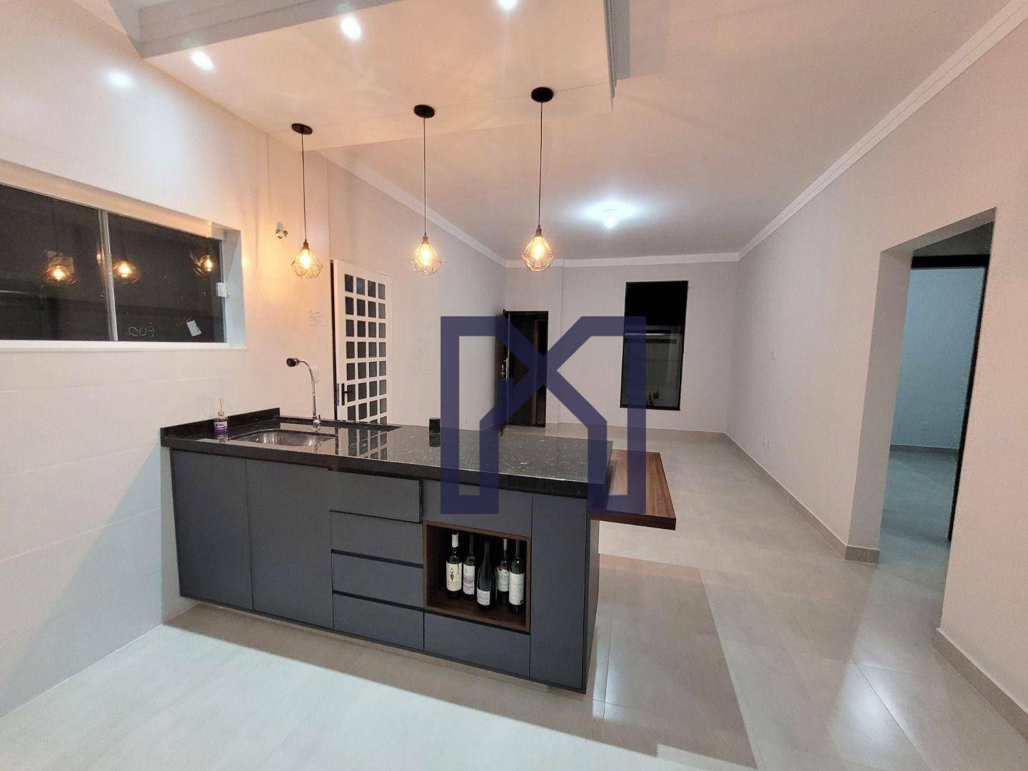 Casa à venda com 3 quartos, 85m² - Foto 1