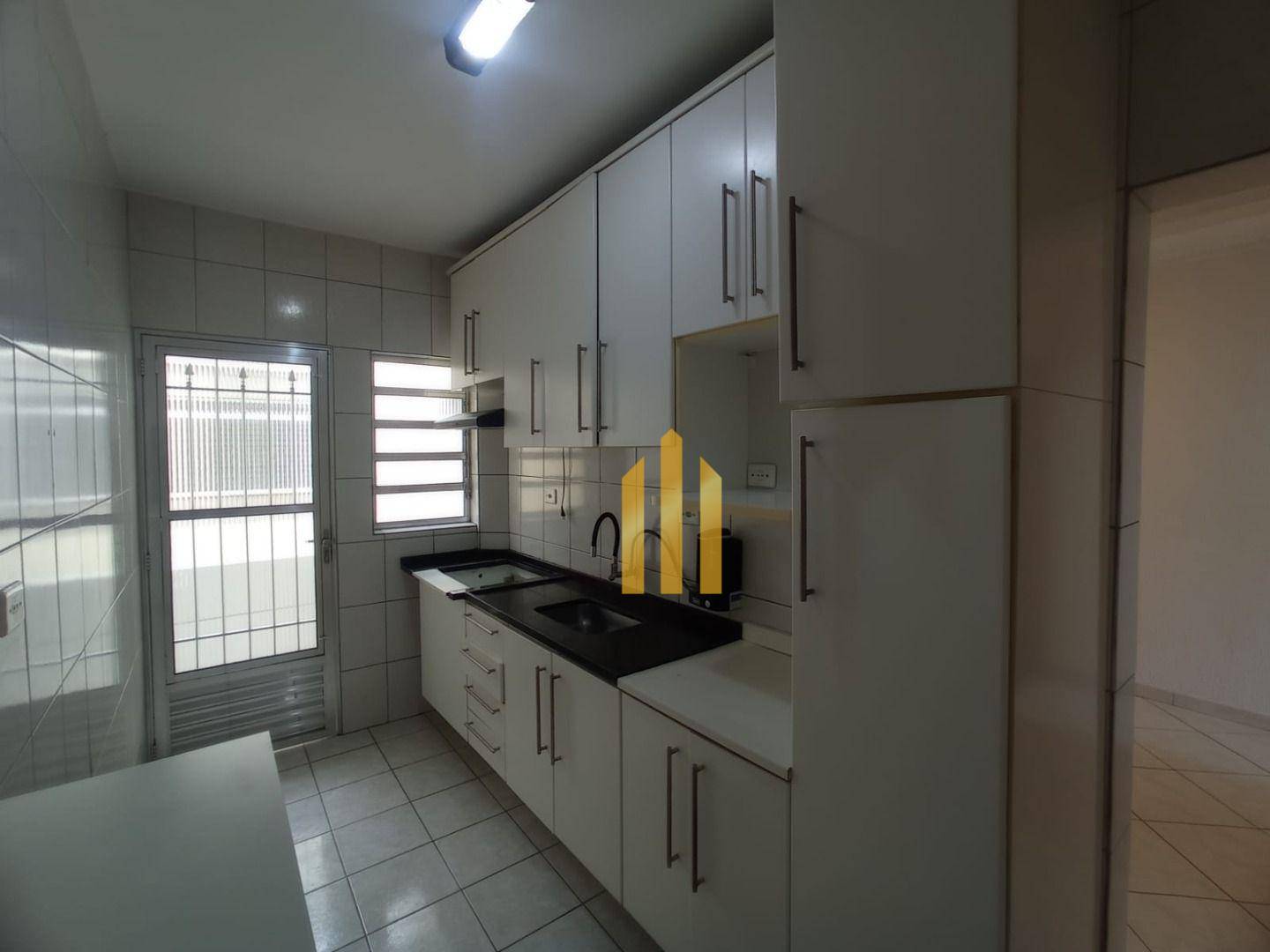 Apartamento à venda com 2 quartos, 48m² - Foto 2