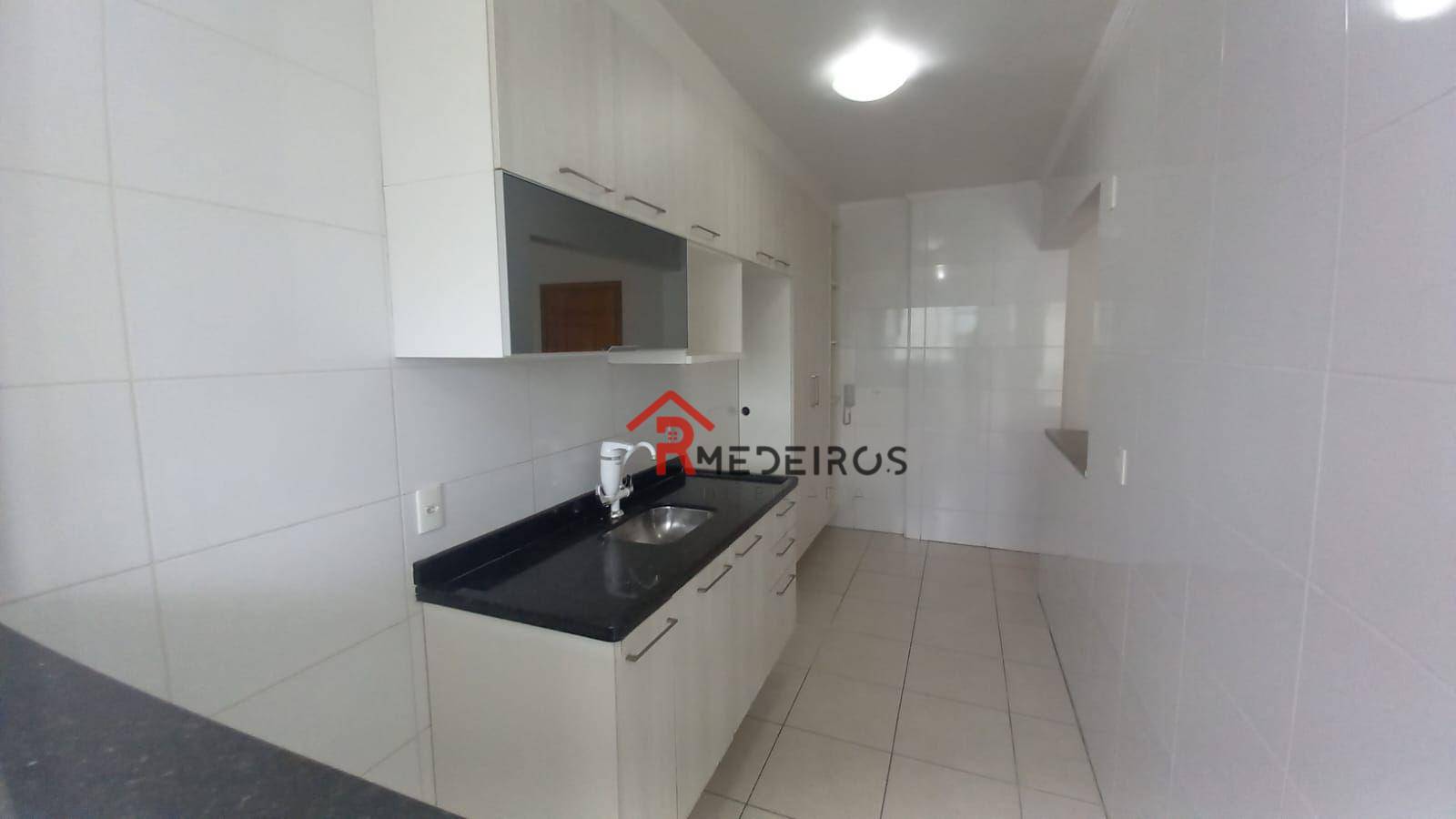 Apartamento à venda com 2 quartos, 81m² - Foto 13