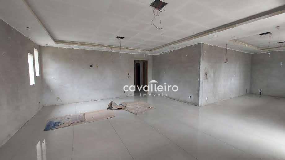 Casa à venda com 3 quartos, 300m² - Foto 5