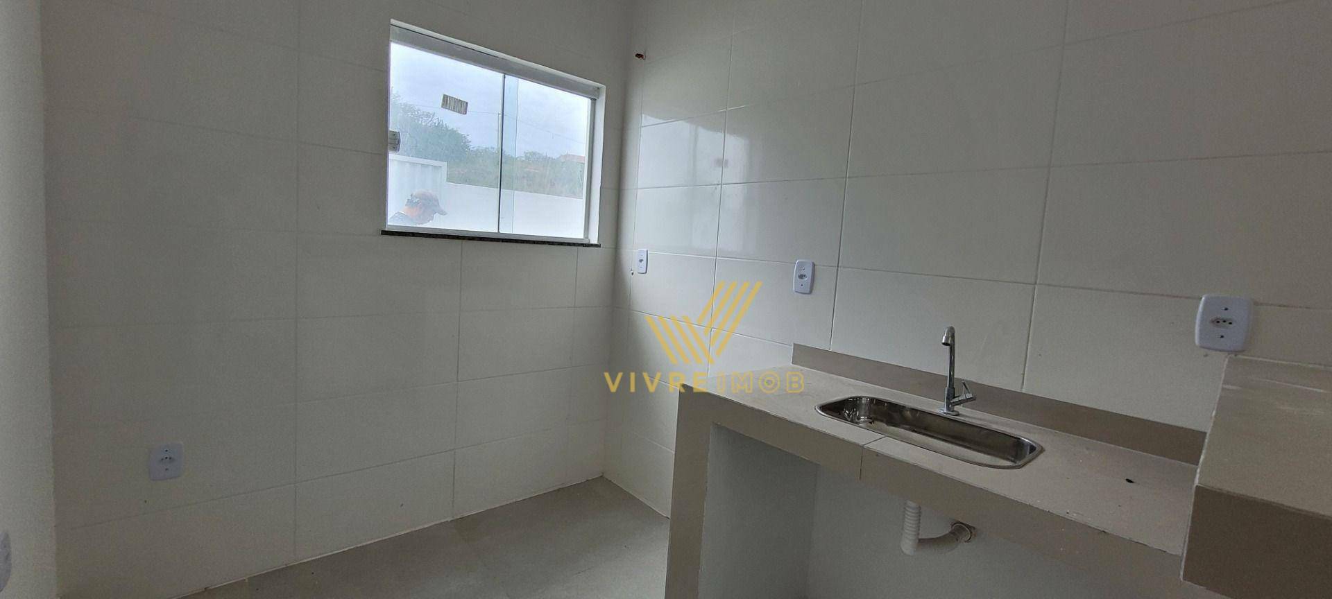 Casa à venda com 2 quartos, 60m² - Foto 9