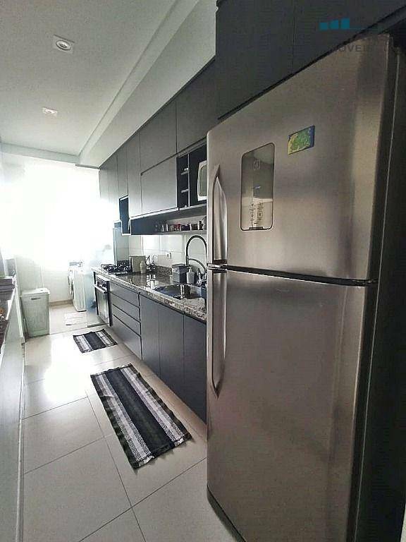 Apartamento para alugar com 3 quartos, 86m² - Foto 7